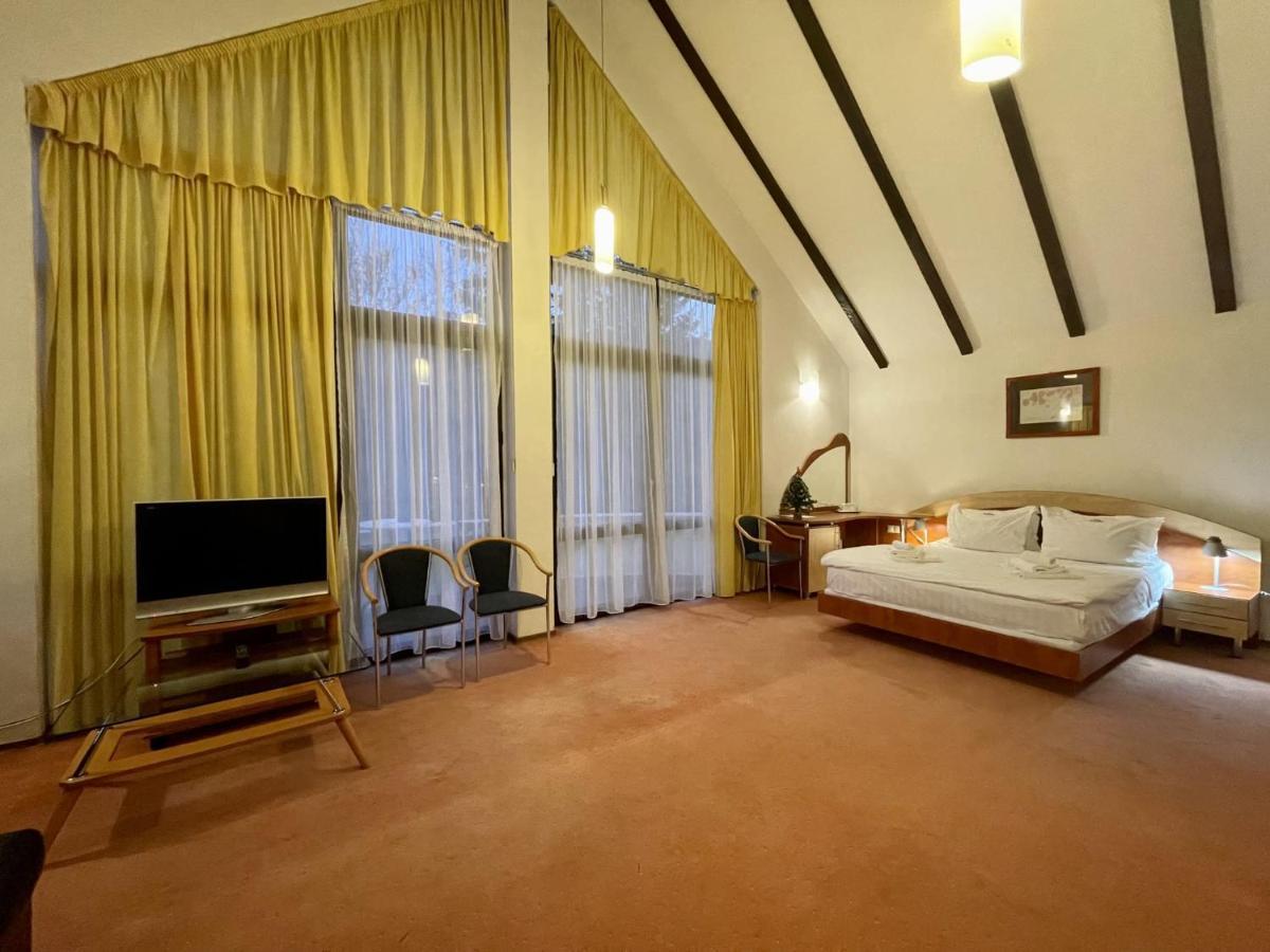 Vila Condor Poiana Brasov Exteriör bild