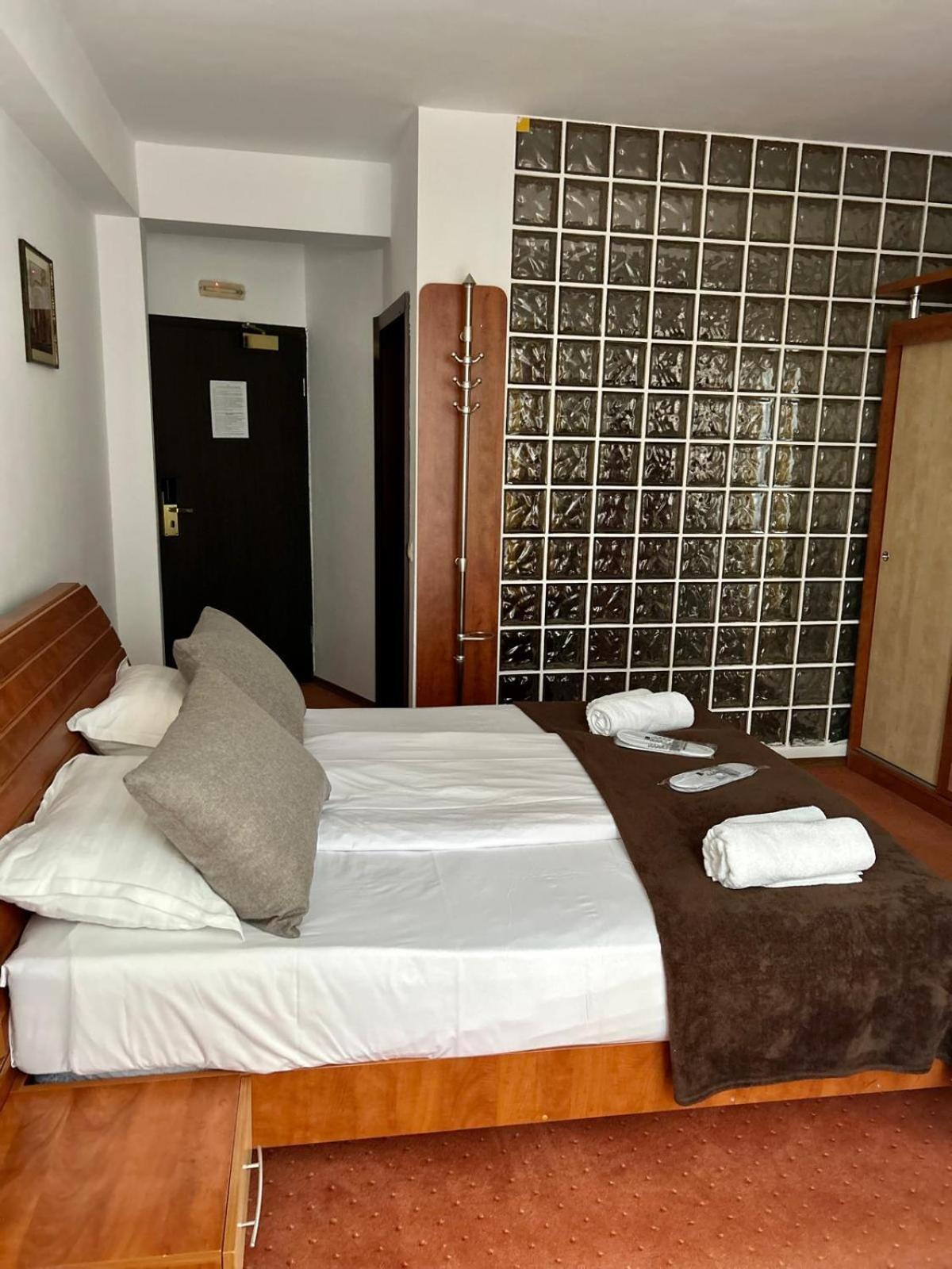 Vila Condor Poiana Brasov Exteriör bild