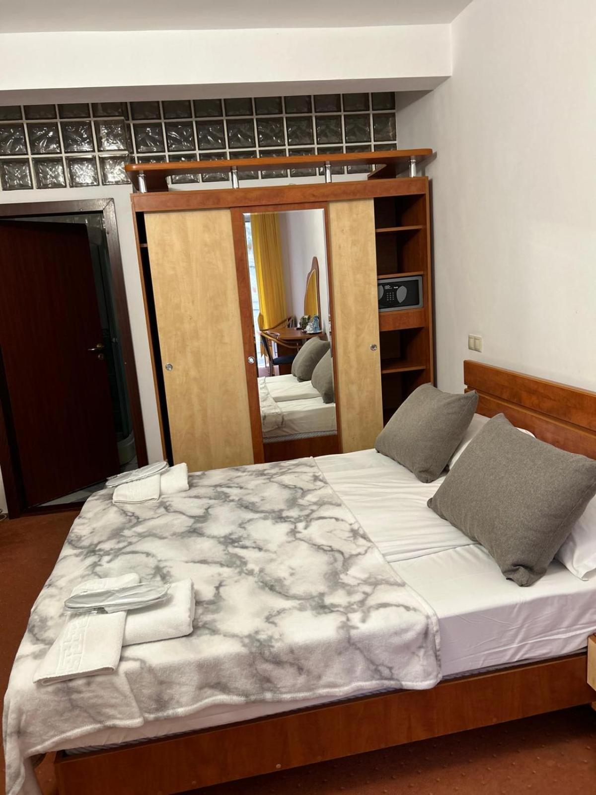Vila Condor Poiana Brasov Exteriör bild